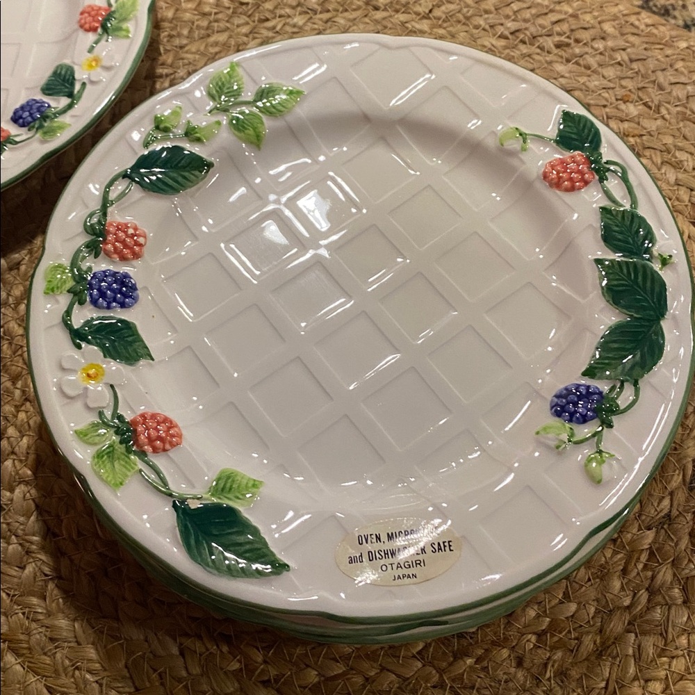 Bundle of 4 Otagiri Ironstone salad plates made in Japan - Picture 3 of 14